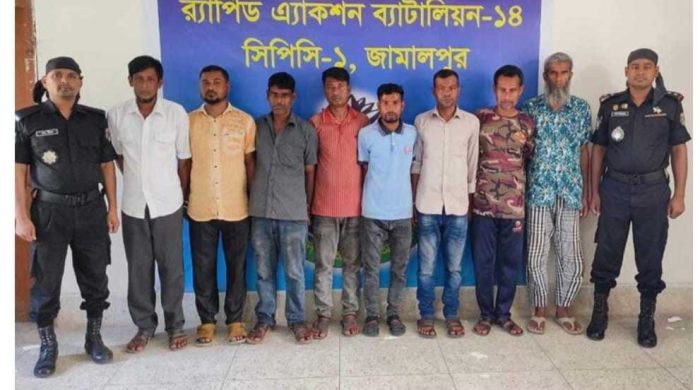 শেরপুরে সড়ক ও মহাসড়কে পণ্যবাহী যানবাহন হতে চাঁদা উত্তোলন