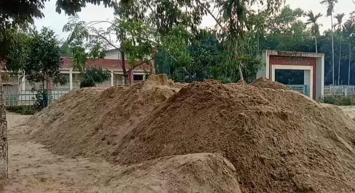 সরকারি মাল দরিয়ায় ঢাল!