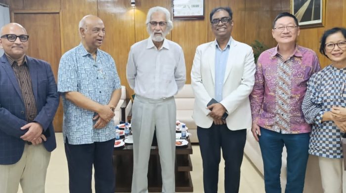 স্থানীয় সরকার মন্ত্রণালয়ের উপদেষ্টার সাথে সিরডাপ মহাপরিচালকের বৈঠক অনুষ্ঠিত
